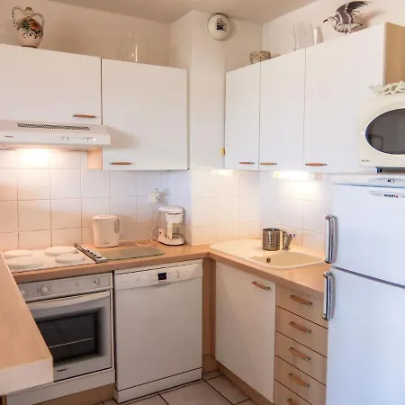 Apartment Les Flots Cypriano By Interhome *