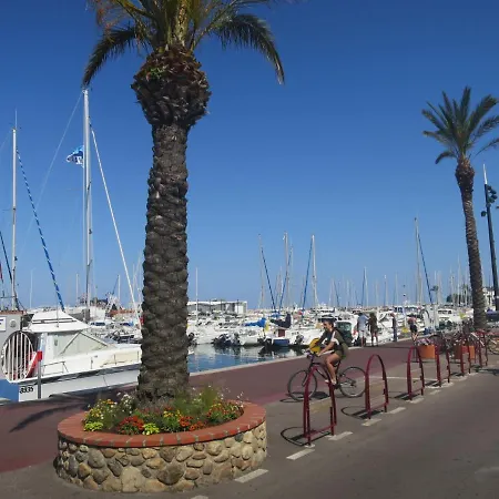 Les Flots Cypriano By Interhome Daire *